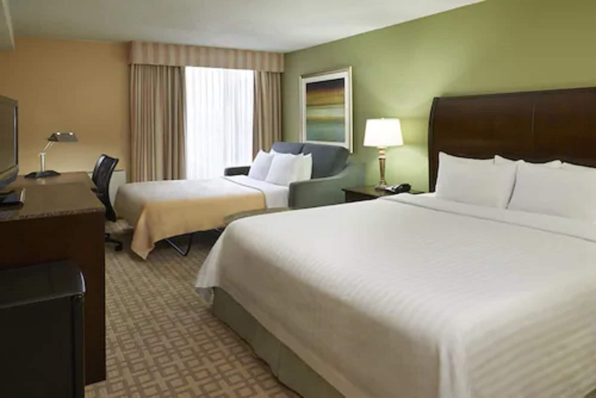 Hotel Carlingview Toronto Airport Mississauga Dış mekan fotoğraf