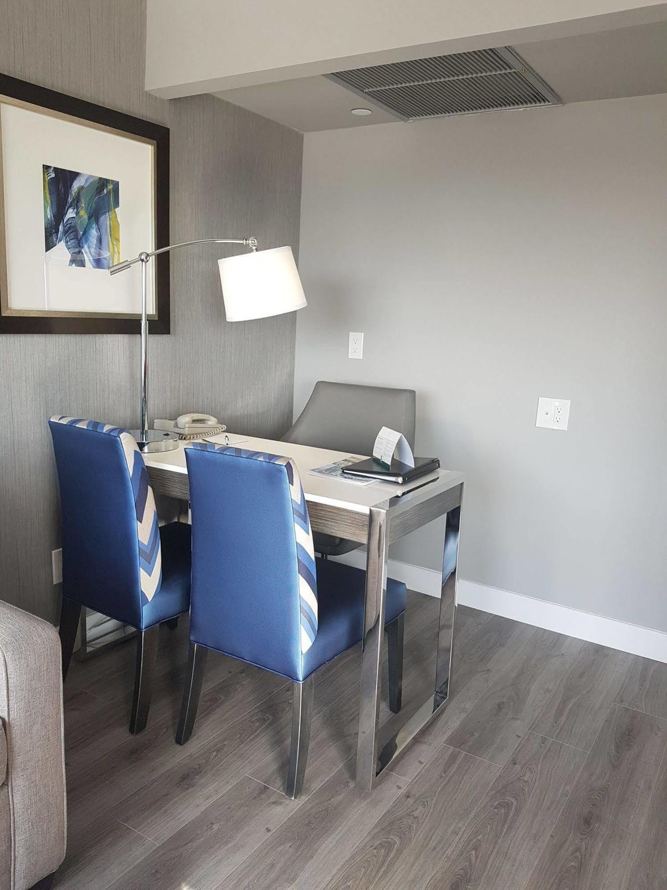 Hotel Carlingview Toronto Airport Mississauga Dış mekan fotoğraf