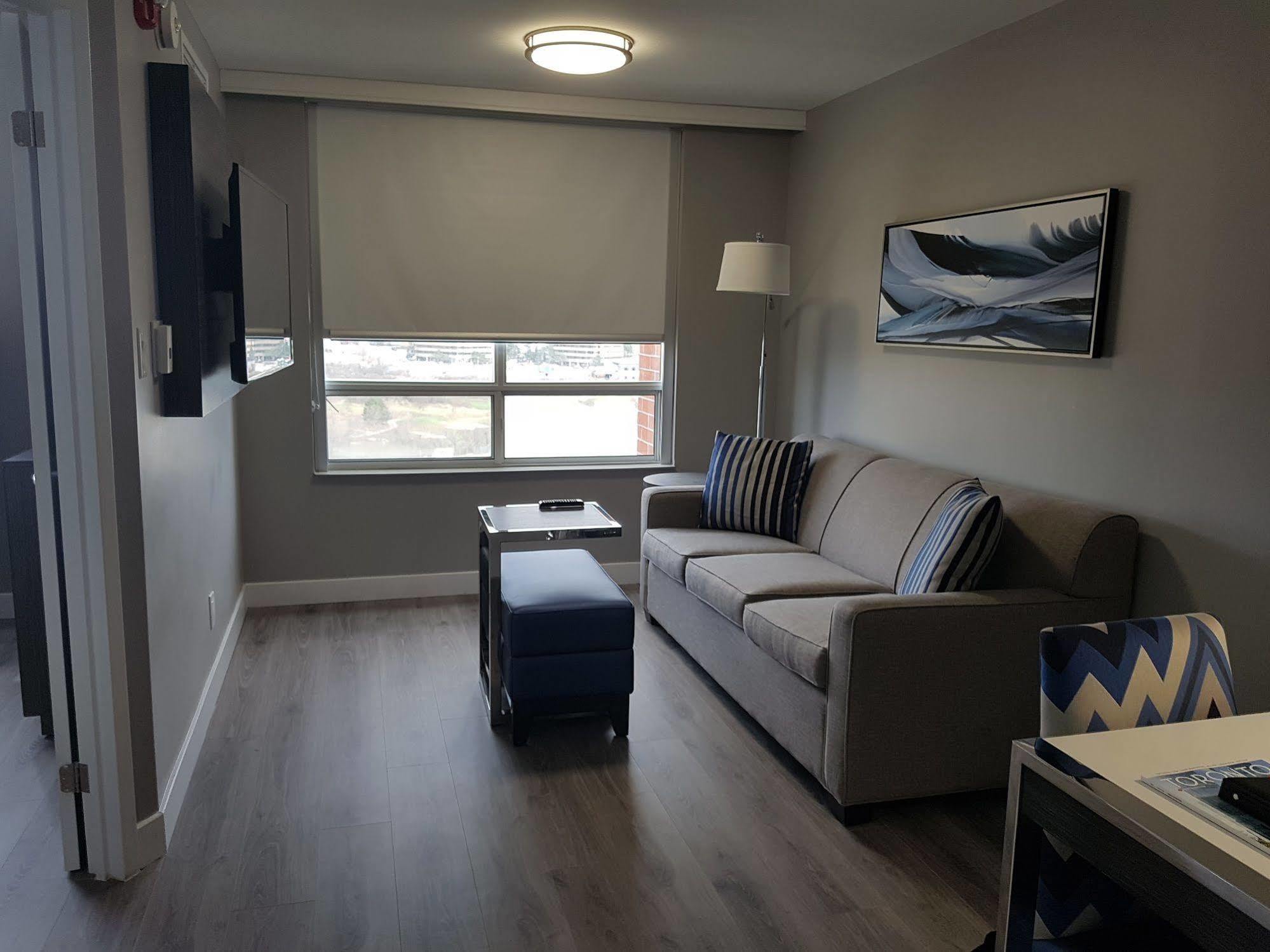 Hotel Carlingview Toronto Airport Mississauga Dış mekan fotoğraf