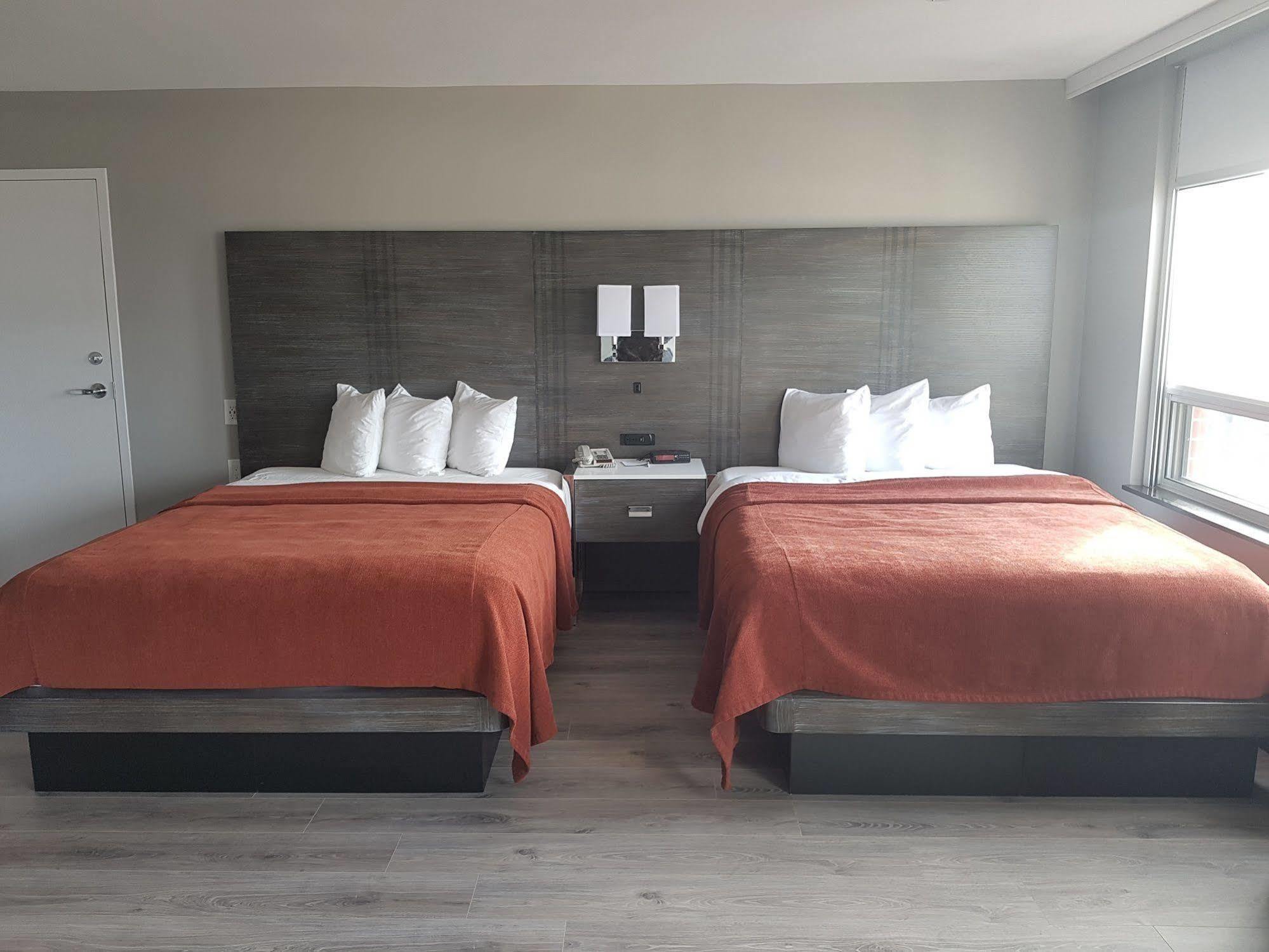 Hotel Carlingview Toronto Airport Mississauga Dış mekan fotoğraf
